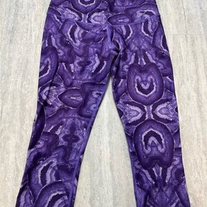 Nike womens Leggings in Vibrant Purple